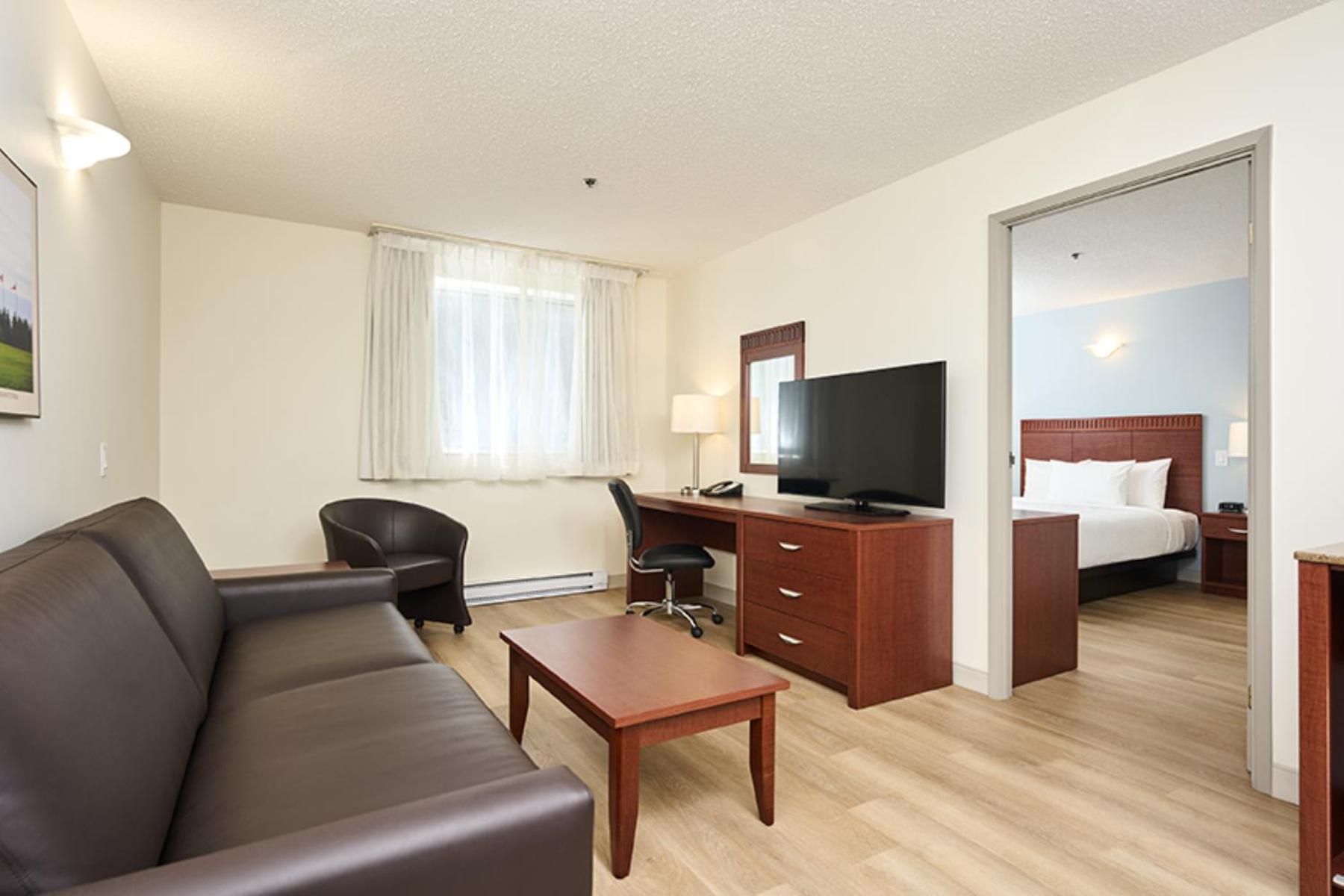 Queen Suite