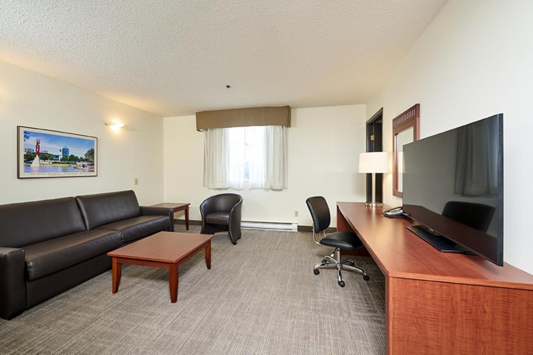 Two-Bedroom Suite