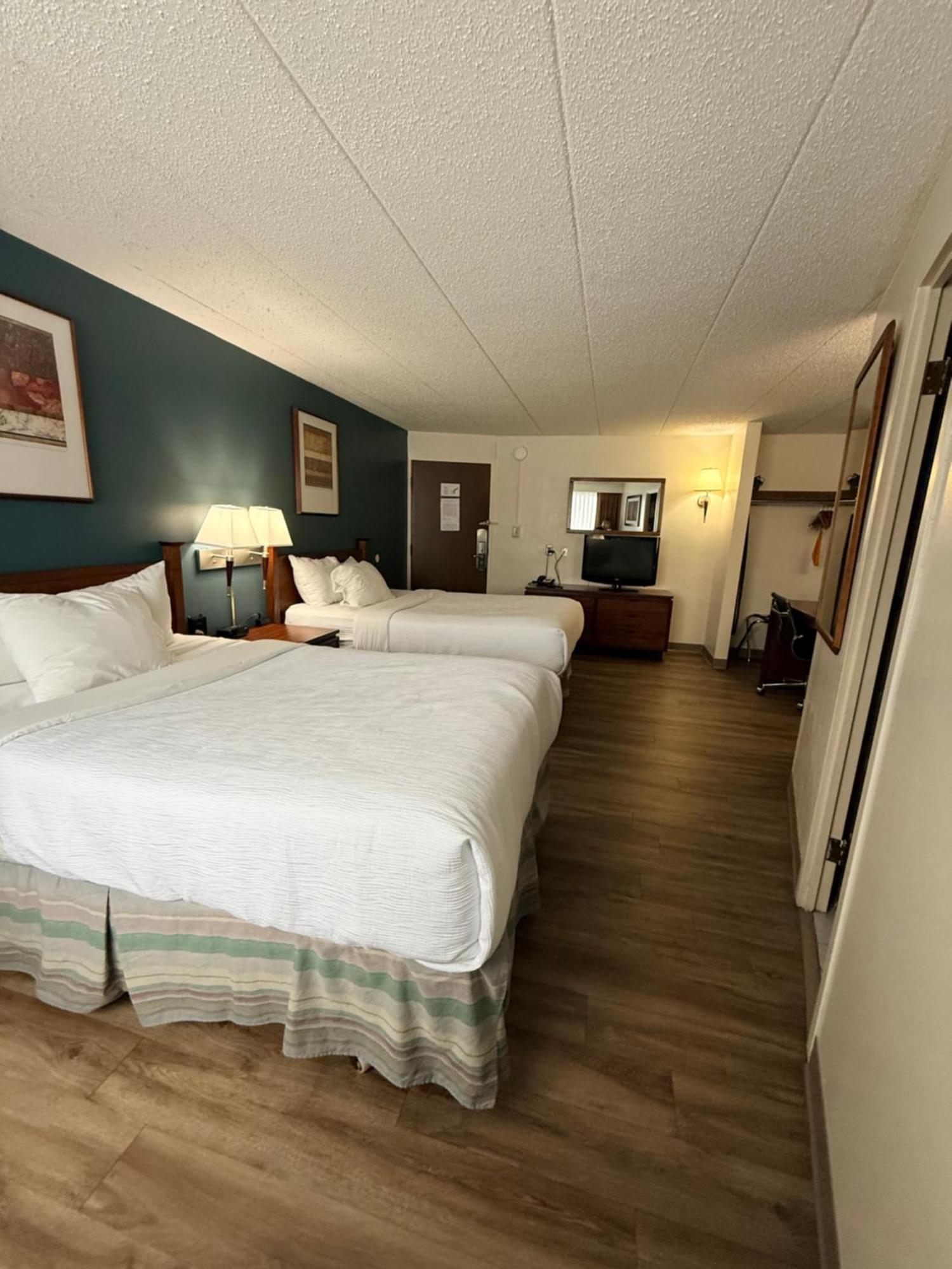 Room with Two Double Beds - Non-Smoking