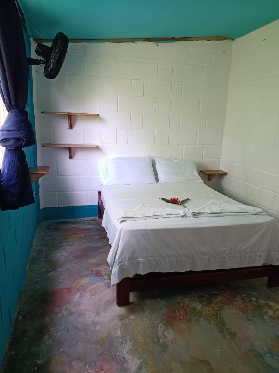 Habitación Doble con baño privado