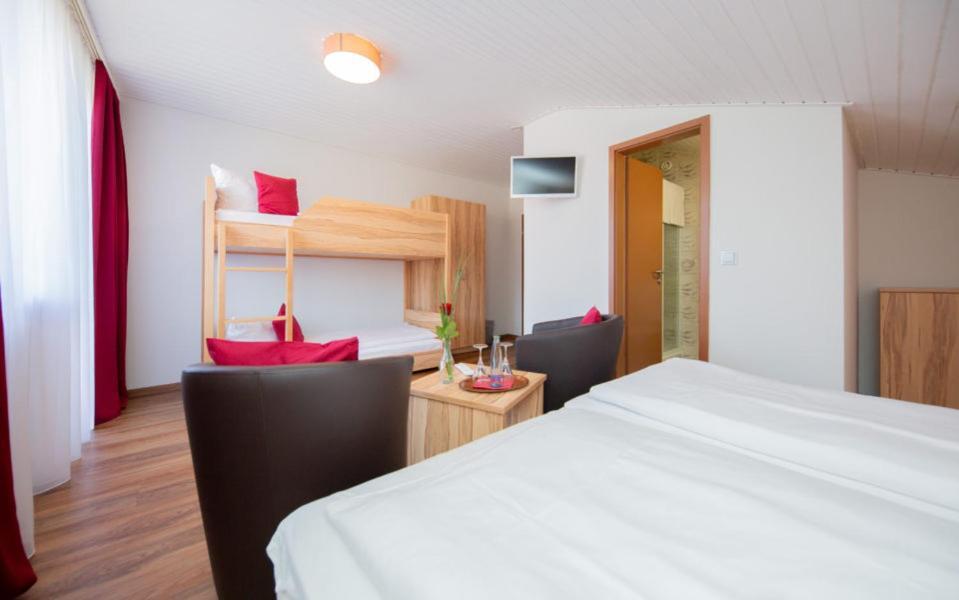 Vierbettzimmer