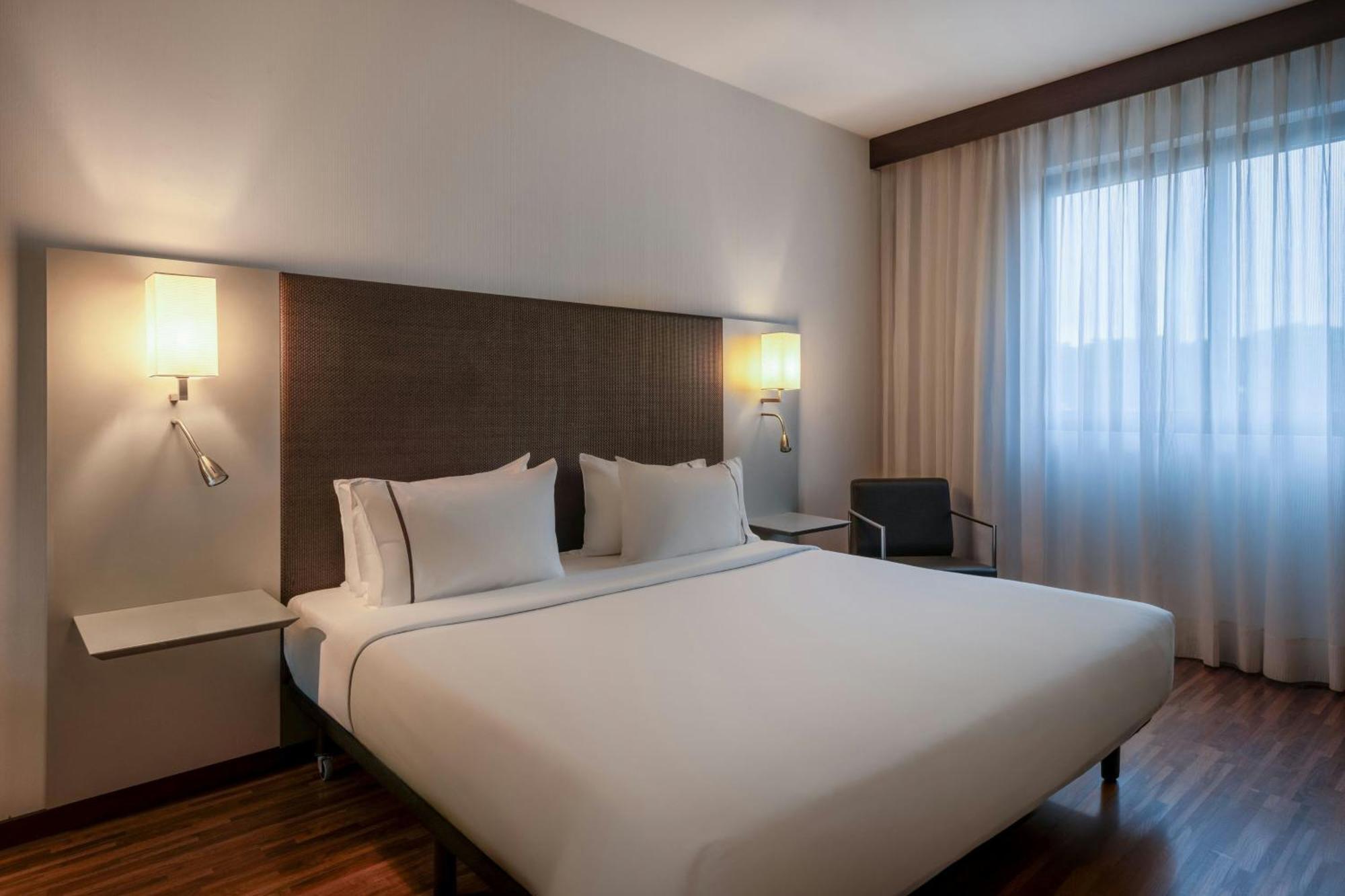 Standard Plus King Room Guest room 1 King