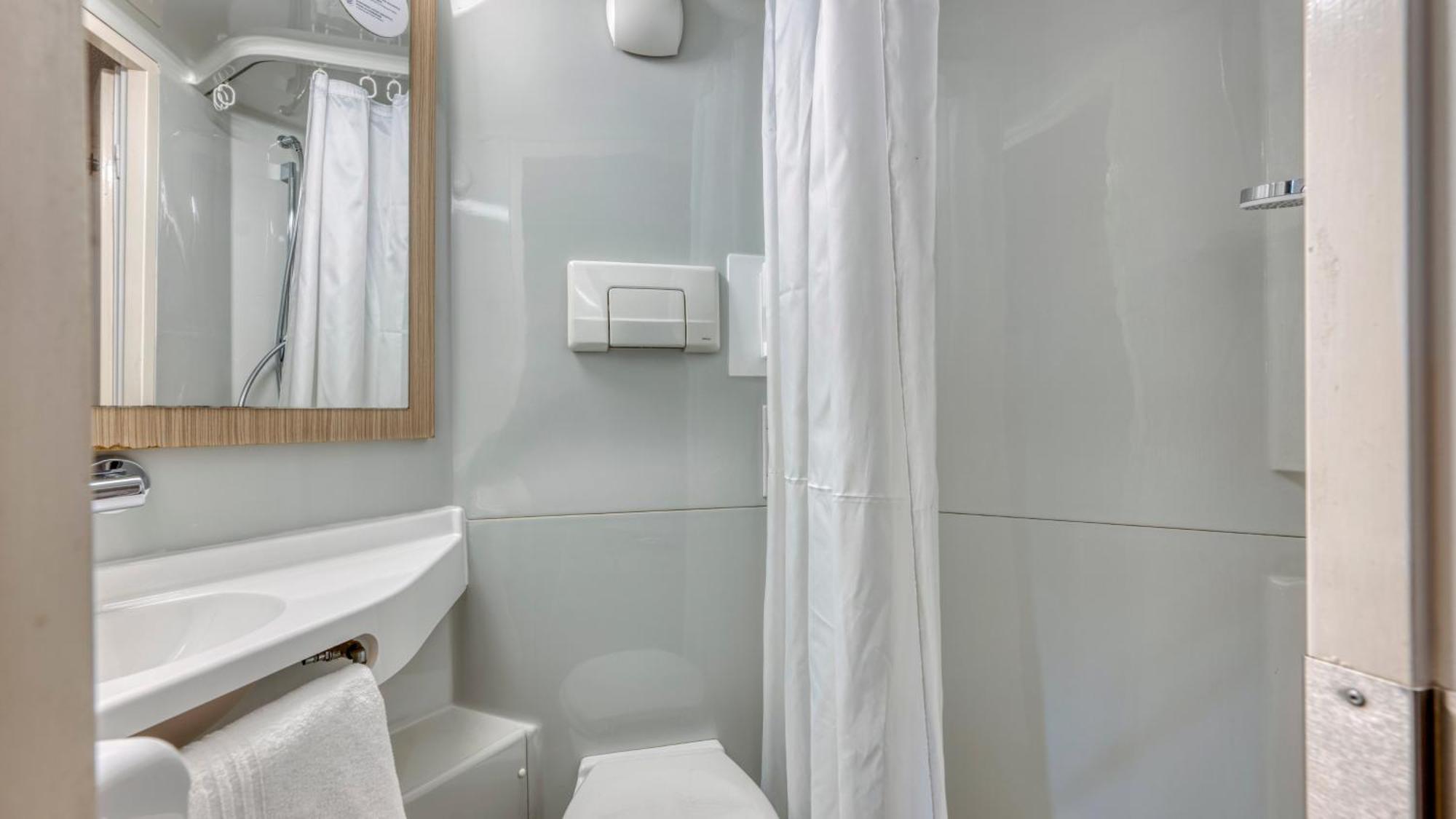 Standard Room 2 Single Beds