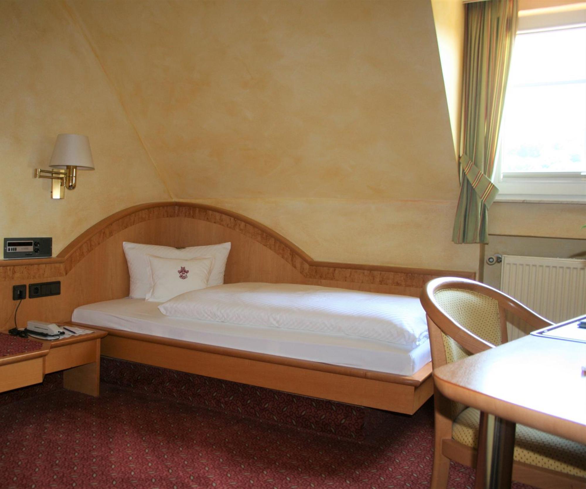 Budget Single Room
