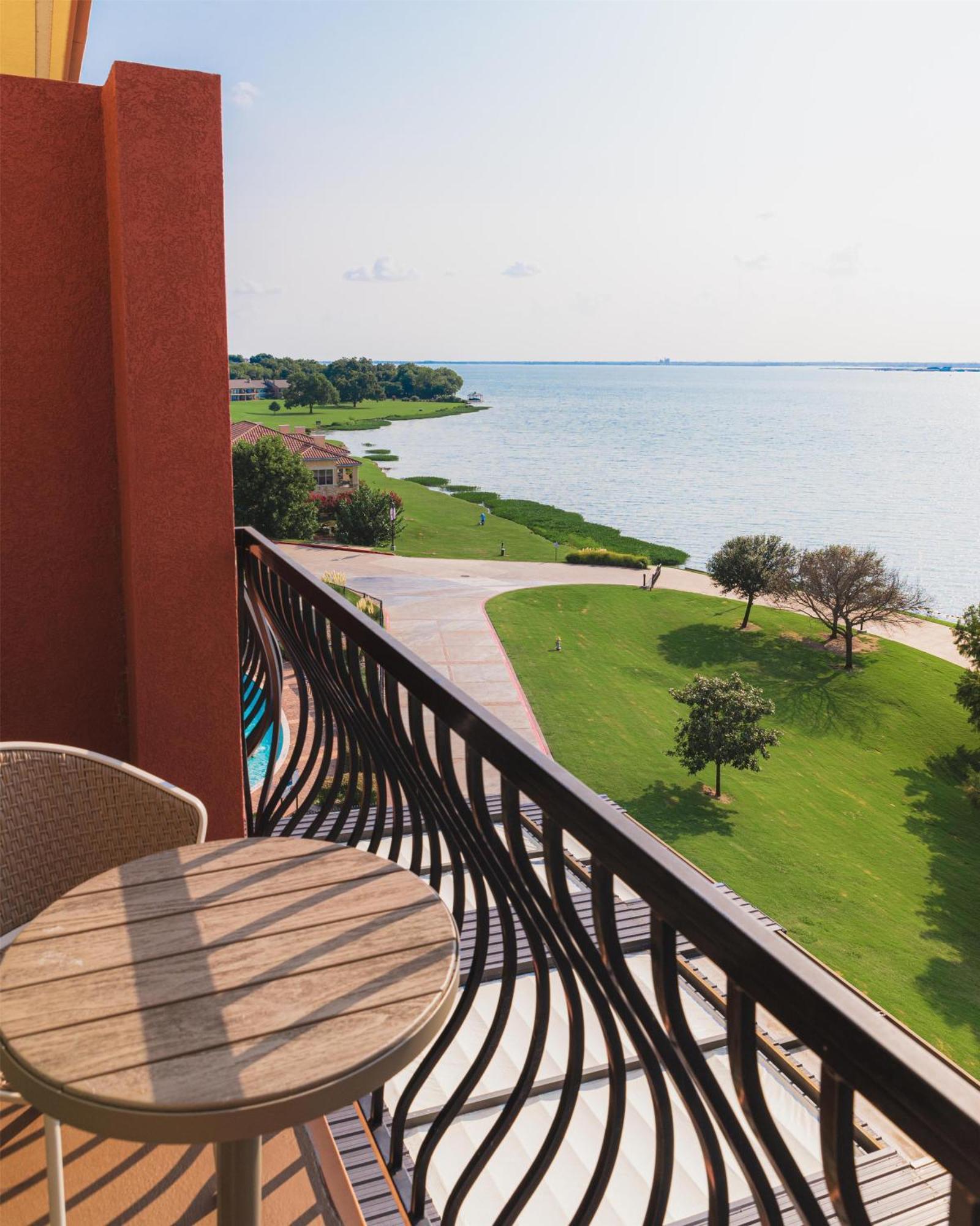 King Suite Balcony Harbour View