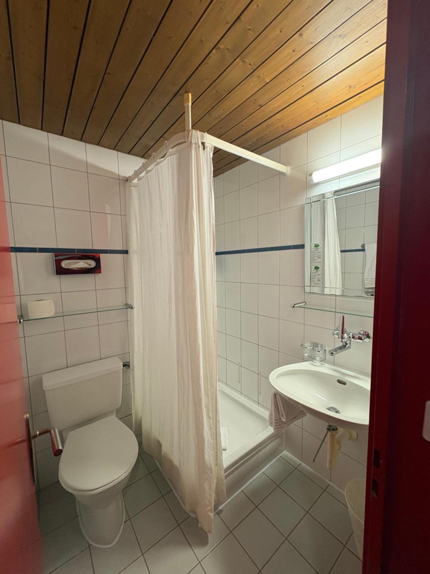 Comfort Twin Room