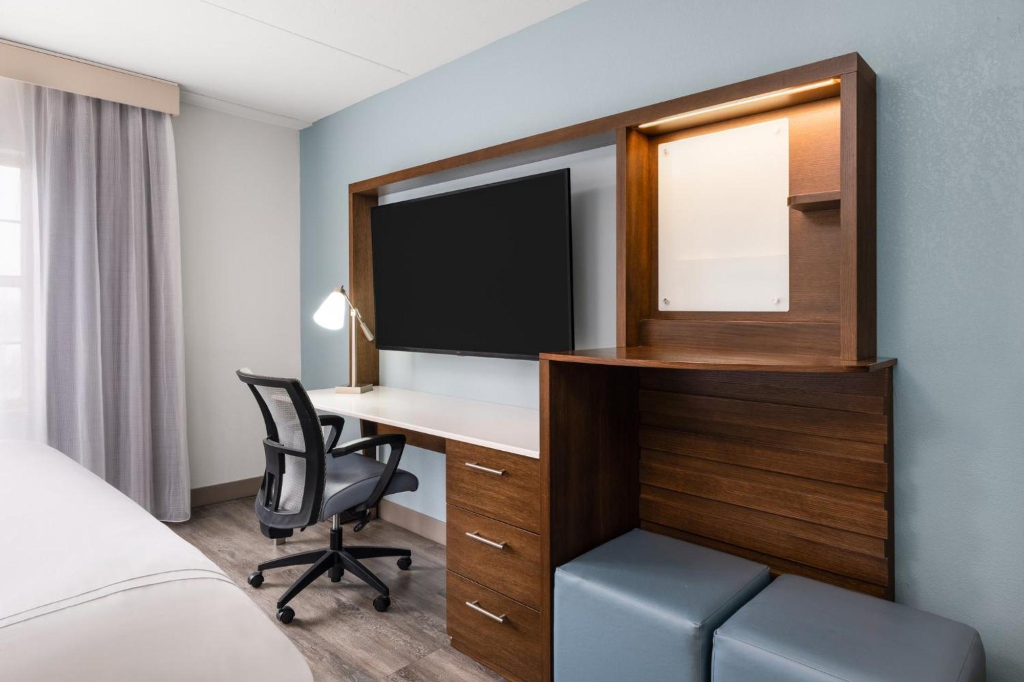Standard Room Two Queen Beds
