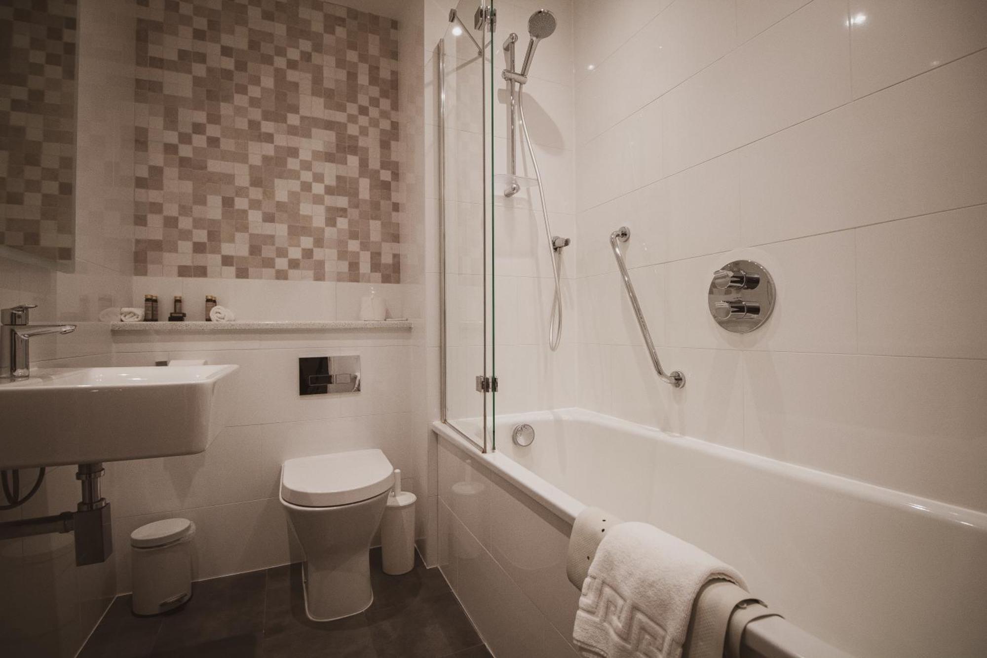 Classic Double or Twin Room
