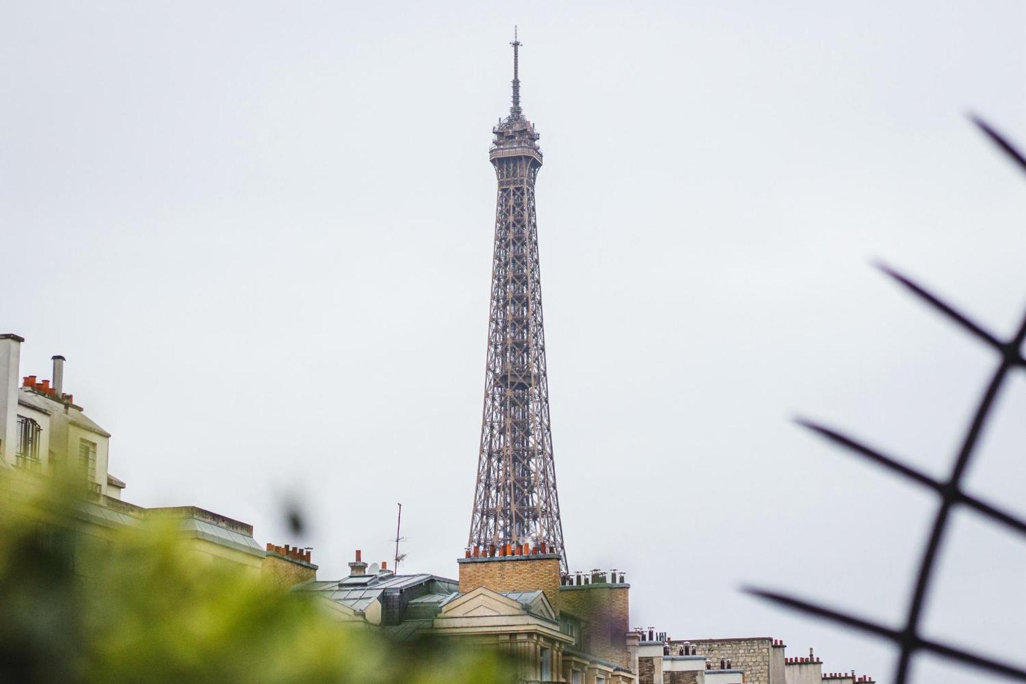Executive Room Eiffel Tower View,1758382651:JPEG
