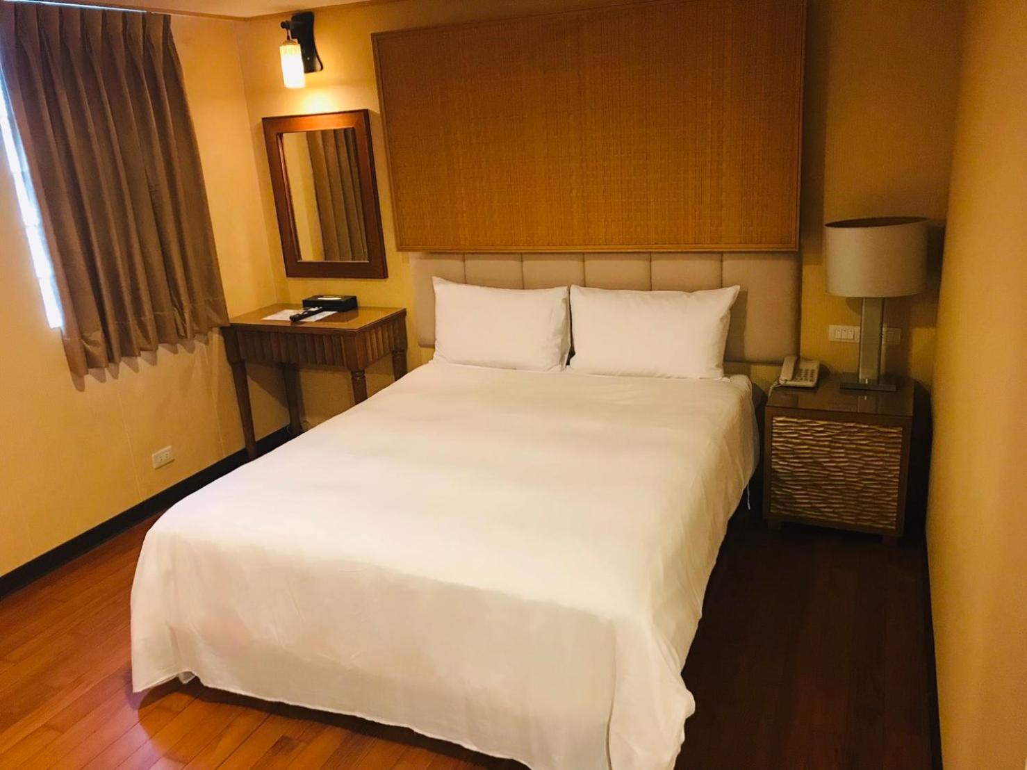 Small Single Room