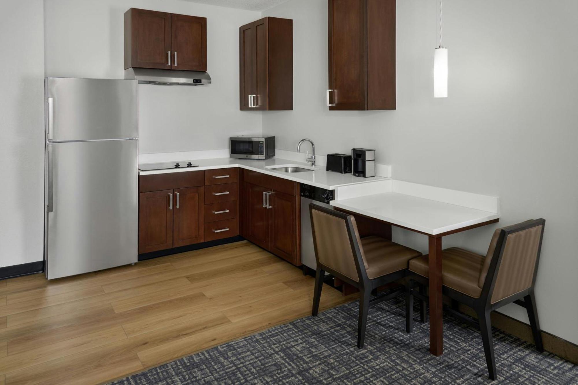 One-Bedroom King Suite,1758425581:JPEG