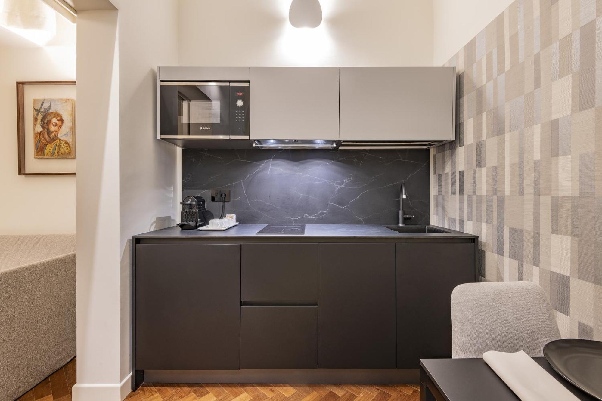 Deluxe Apartment