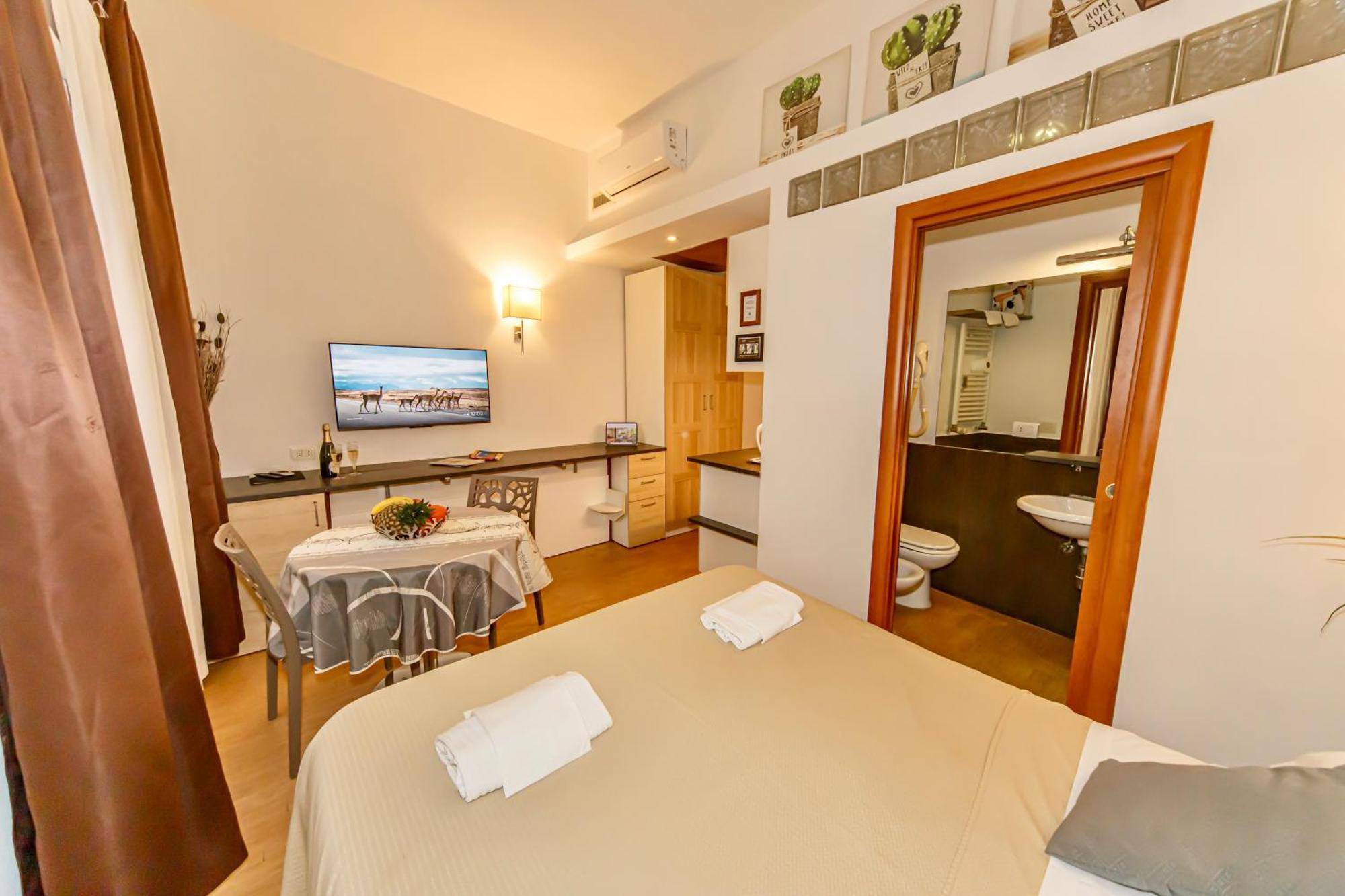 Triple Room