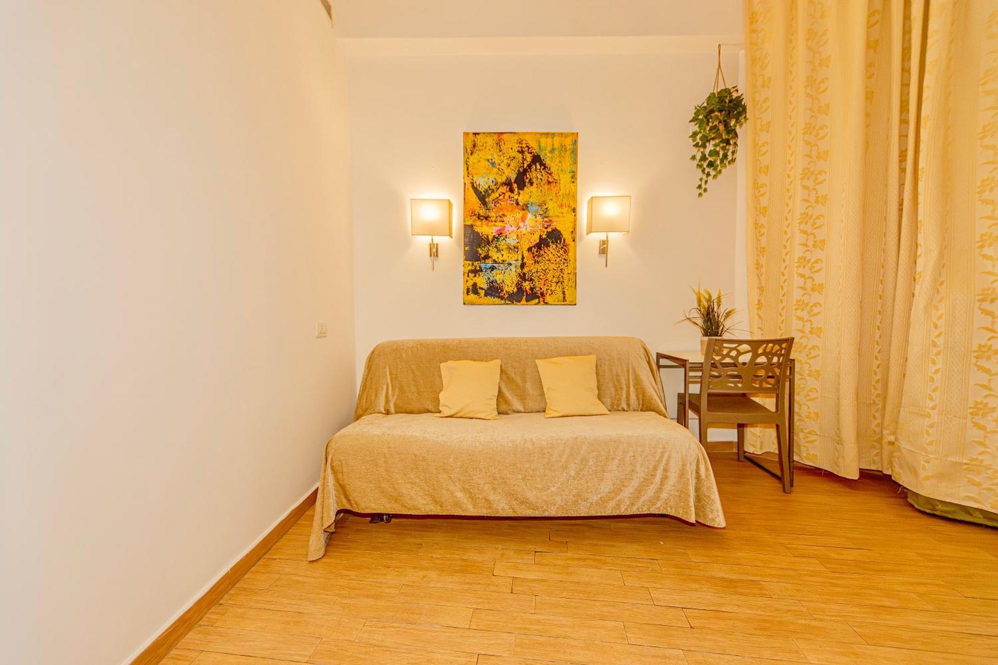 One-Bedroom Apartment