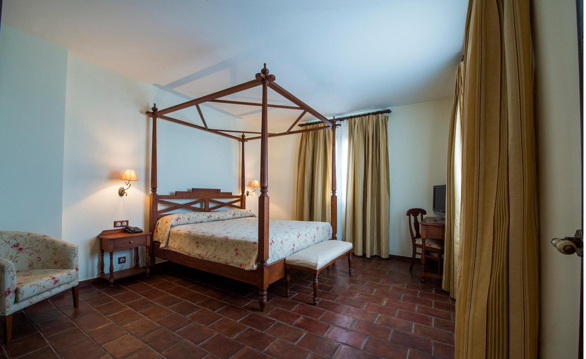Suite with Spa Bath