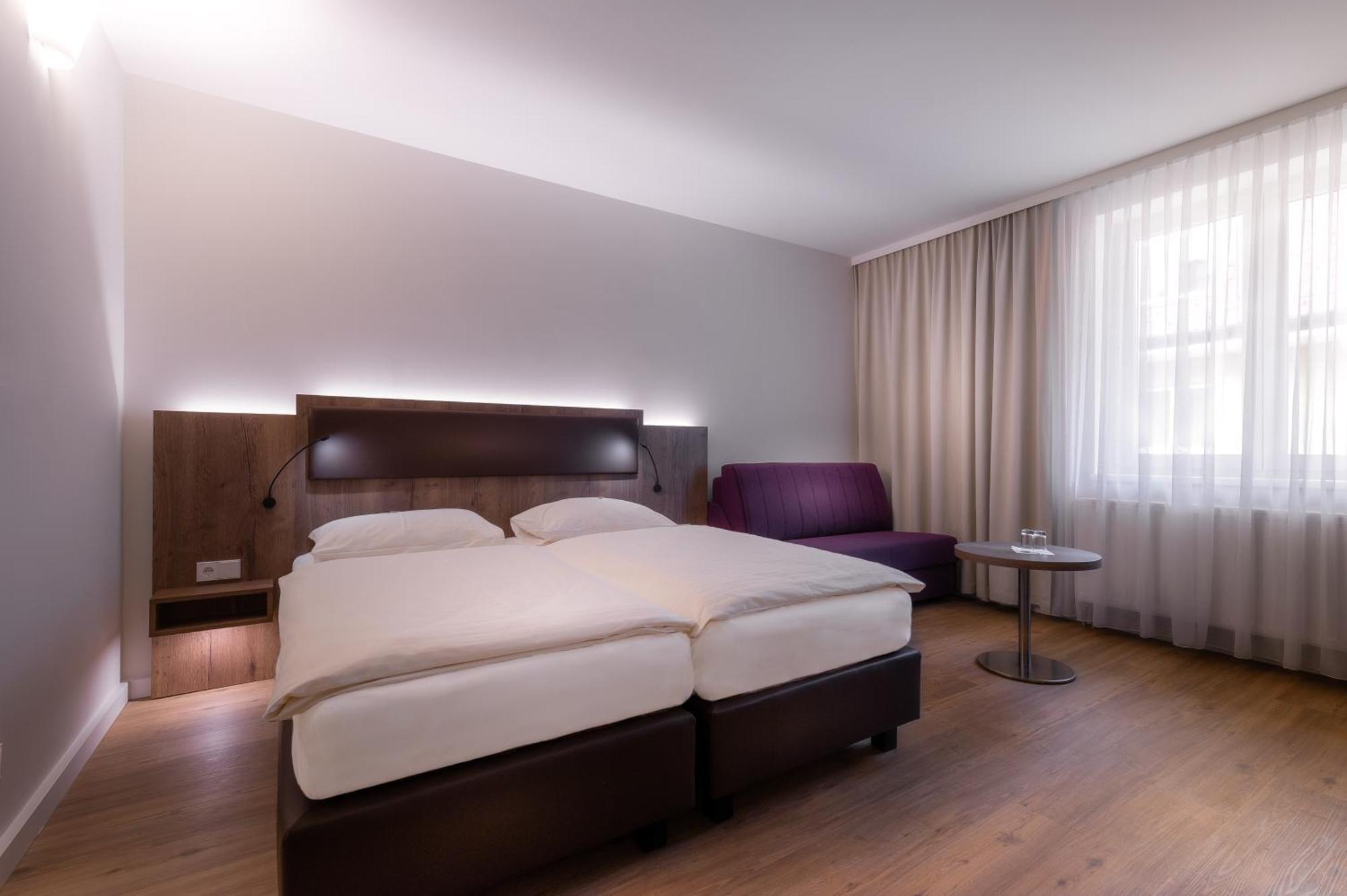 Doppelzimmer mit Zustellbett
