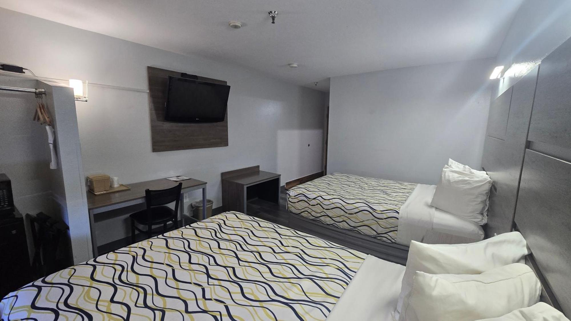 Standard Two Queen Beds Second Floor QQ2