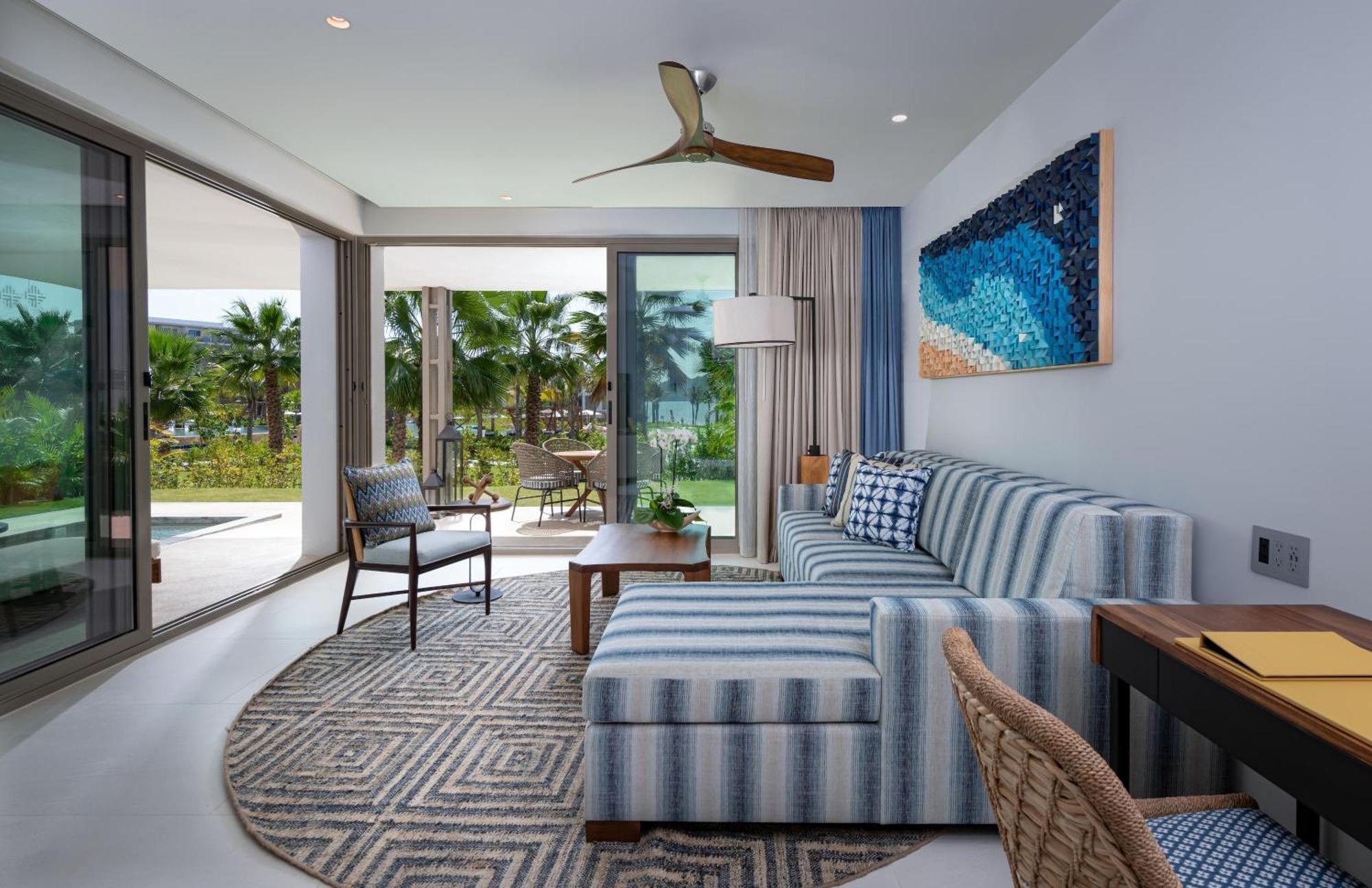 King Suite Plunge Pool Partial Ocean View,1758805970:JPEG
