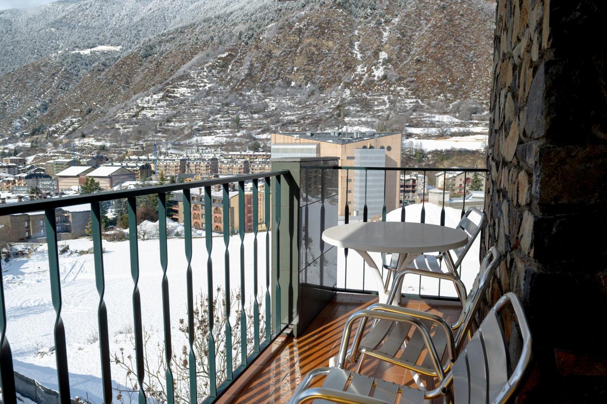 Standard Twin Room Mountain View