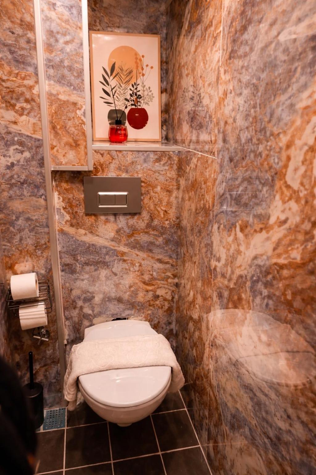 Superior Quadruple Room,1759182366:JPEG