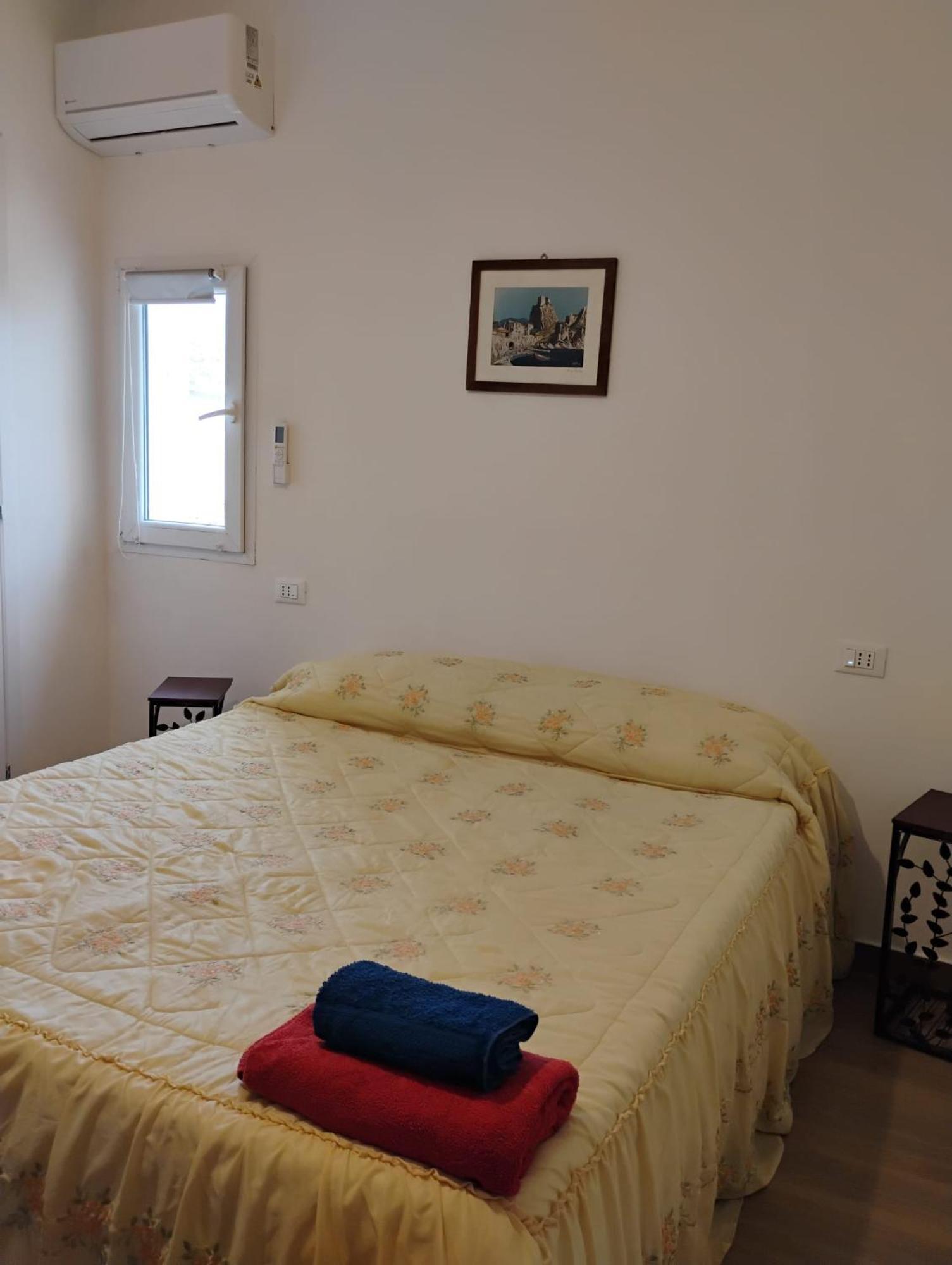 Double Room Private Bathroom