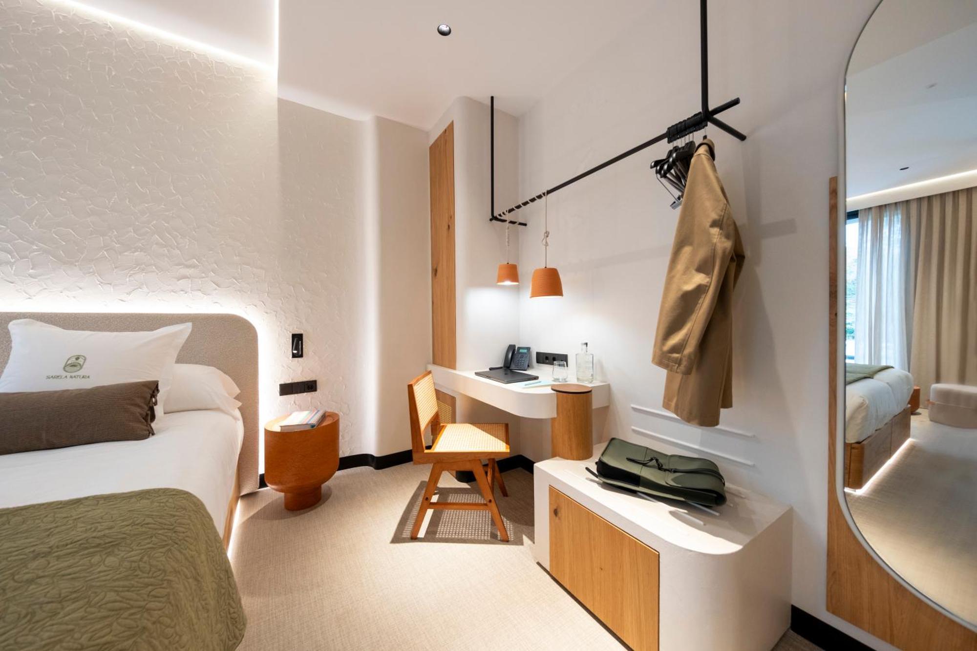 Double or Twin Room,1765106443:JPEG
