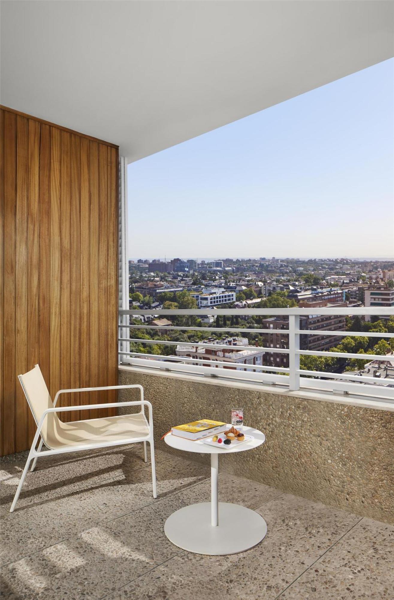 Superior Room Terrace