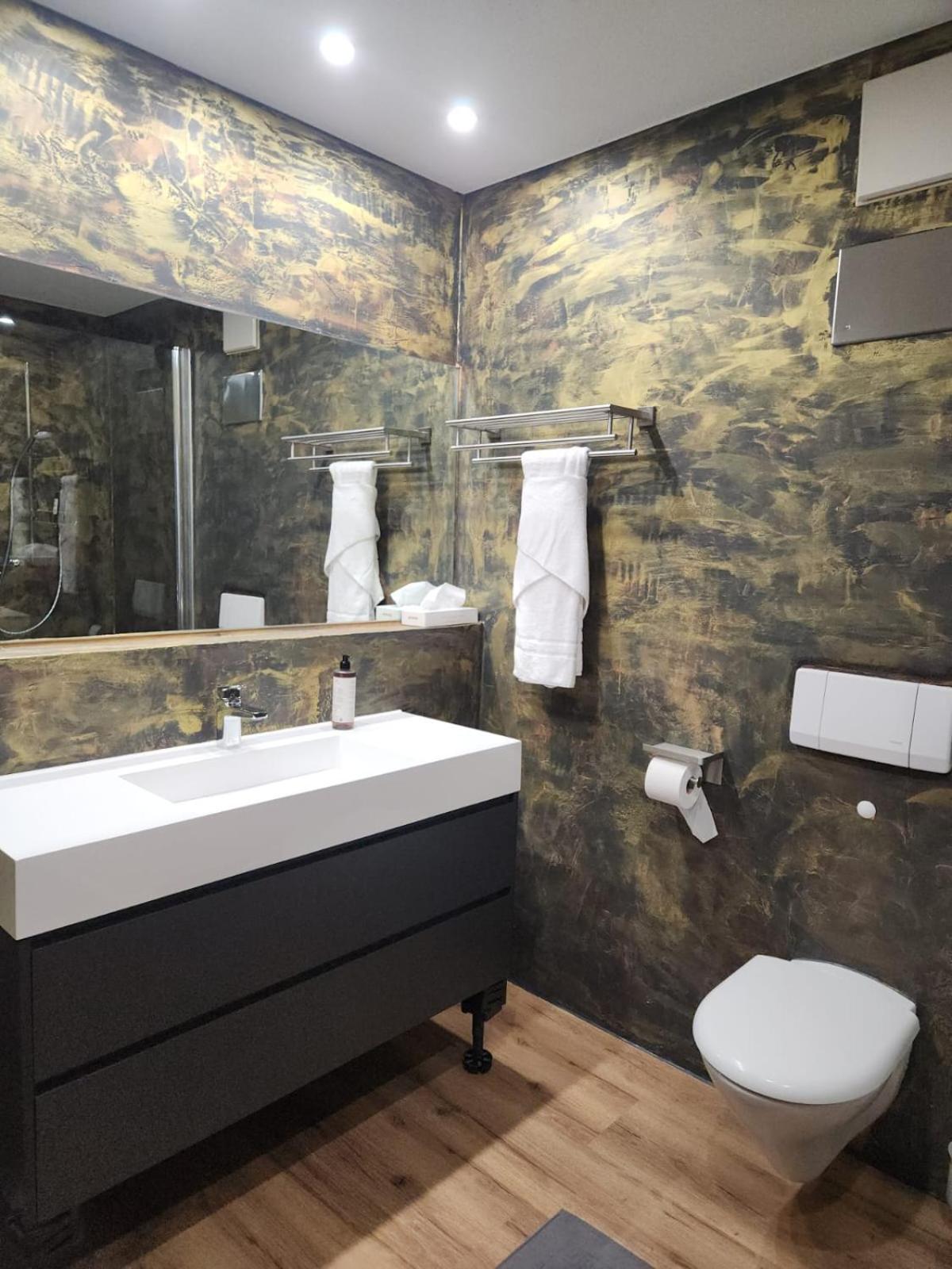 Classic Twin Room,1765154809:JPEG