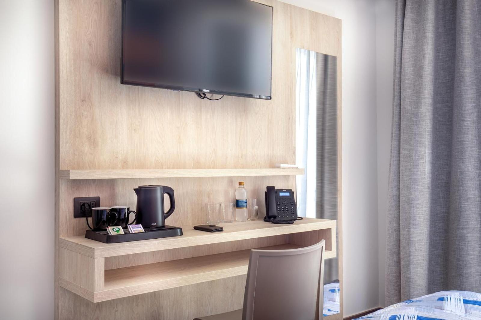 Superior Quadruple Room,1765574013:JPEG