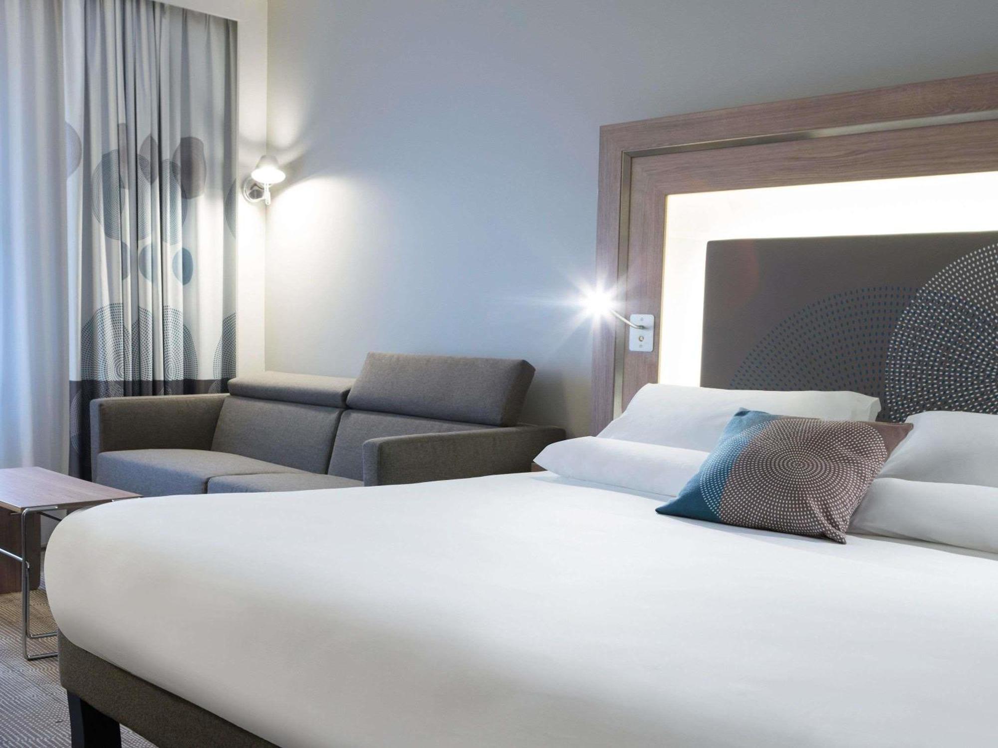 Superior Room with Queen Size Bed