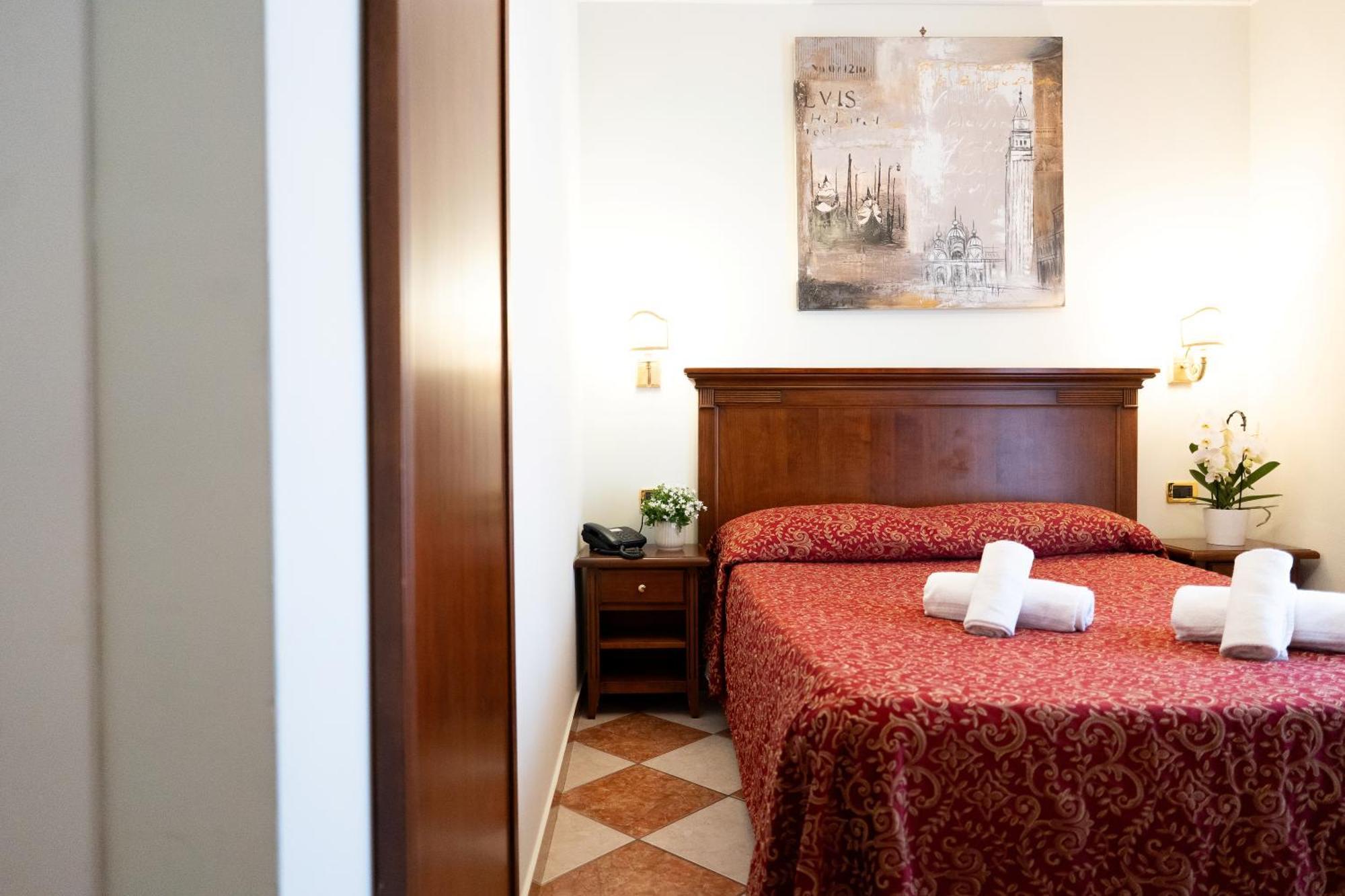 Small Double Room