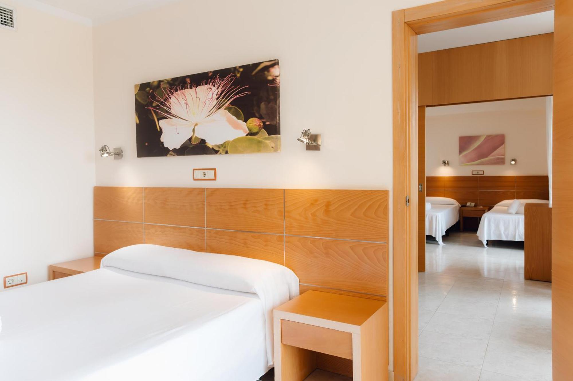 Apartamento com 2 Quartos e Terraço