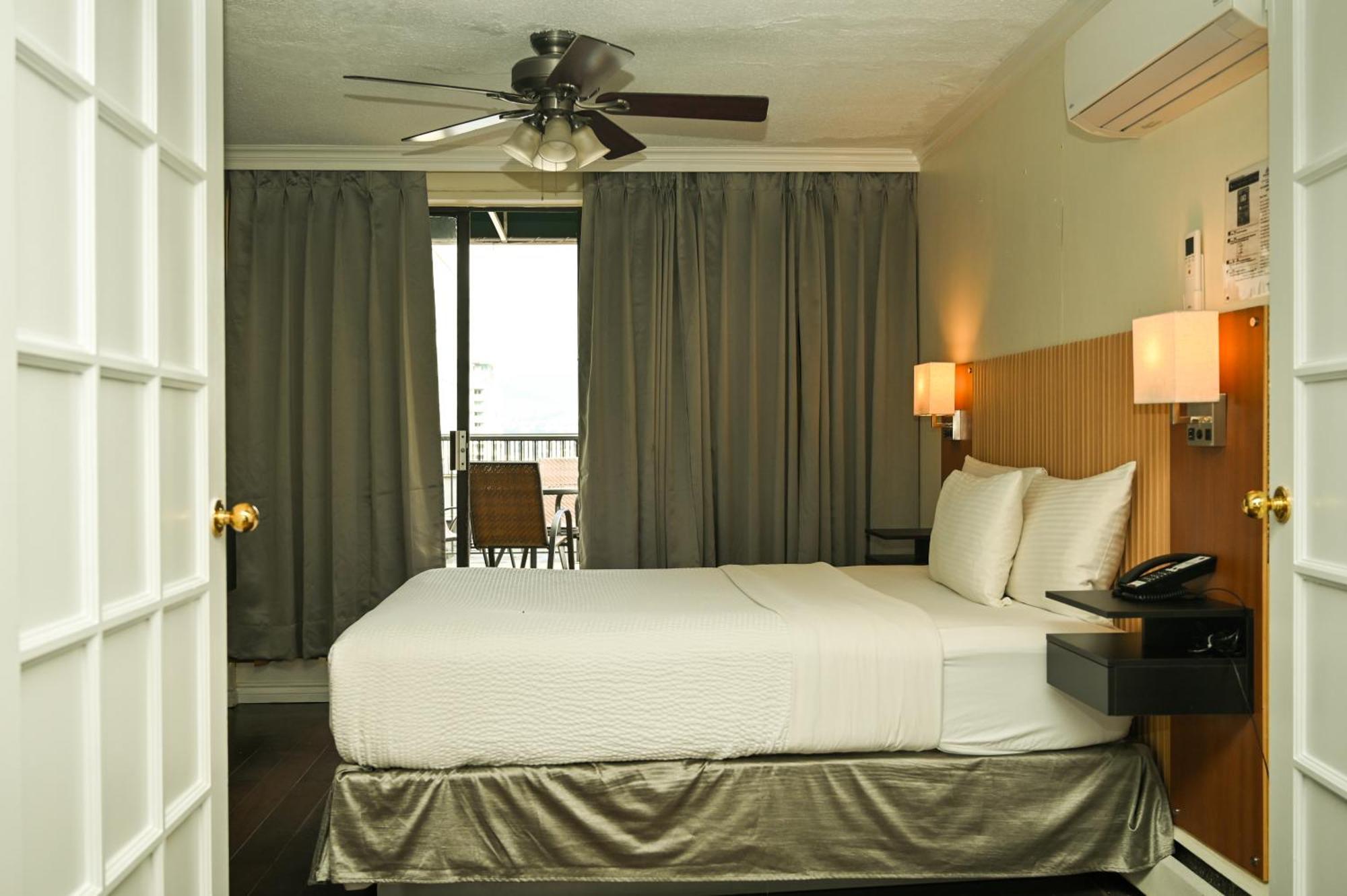 Penthouse Apartment,1765215367:JPEG