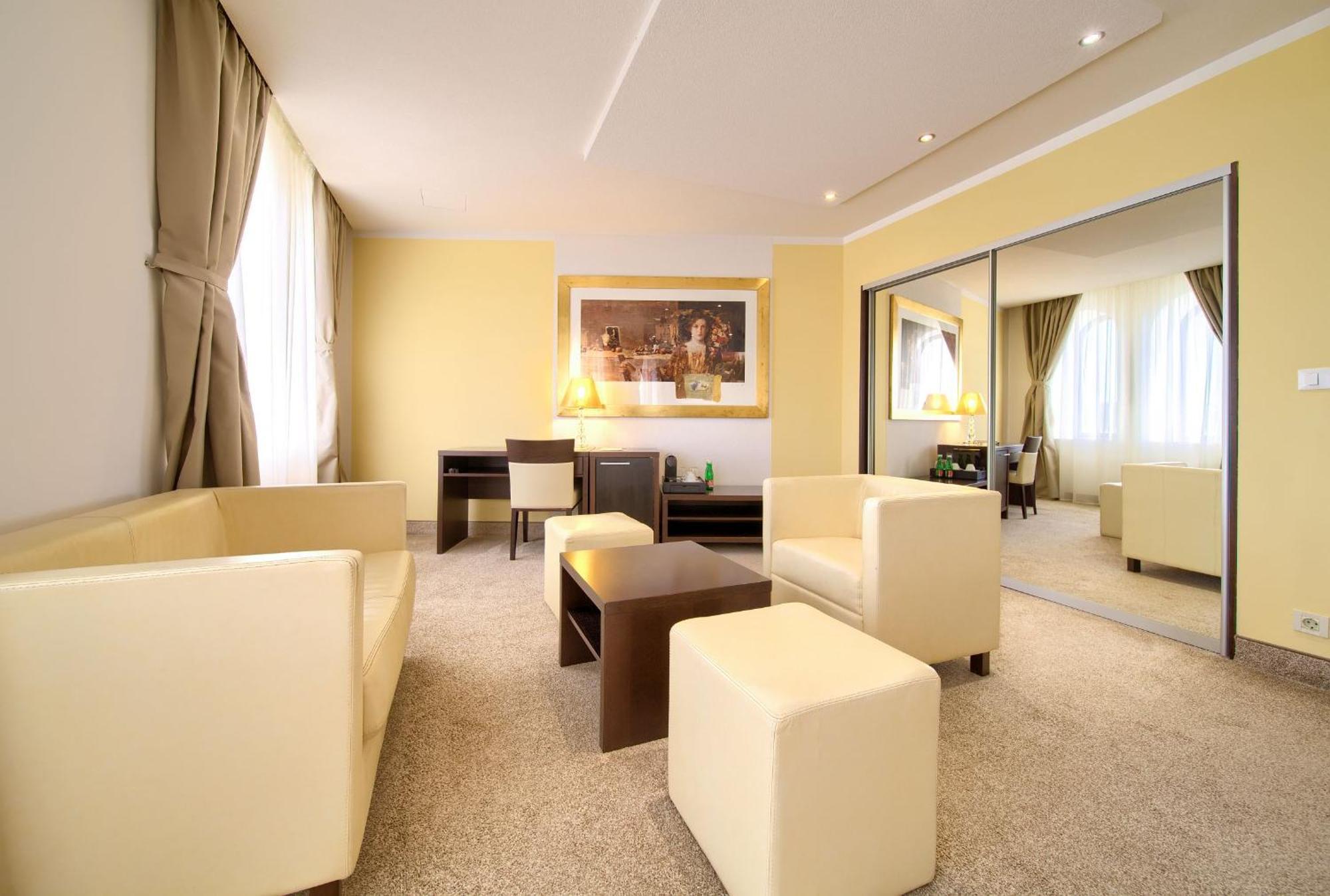 Deluxe Suite Sea View
