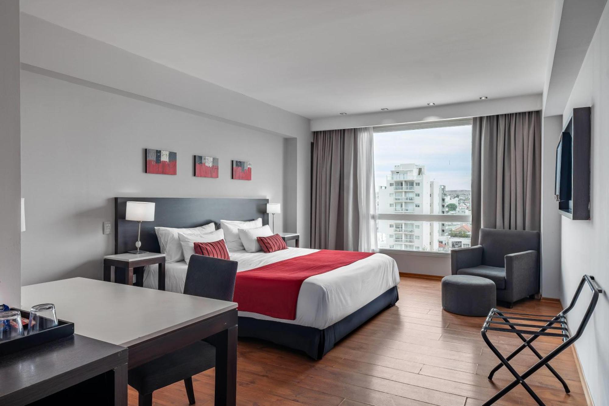 Double or Twin Room City View Non-Smoking