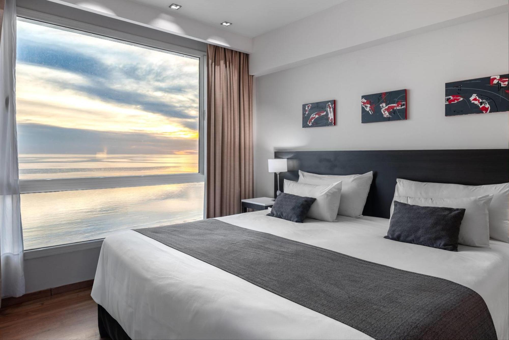 Double or Twin Room Ocean View Non-Smoking
