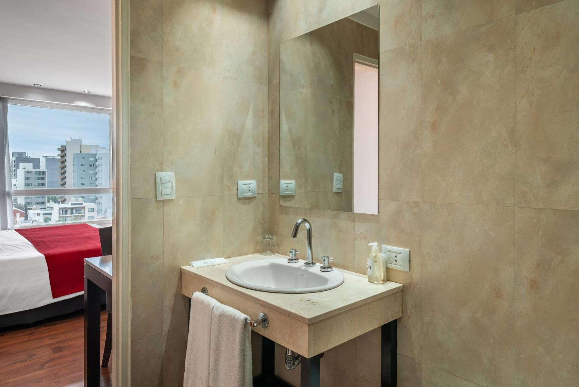 Double or Twin Room City View Non-Smoking