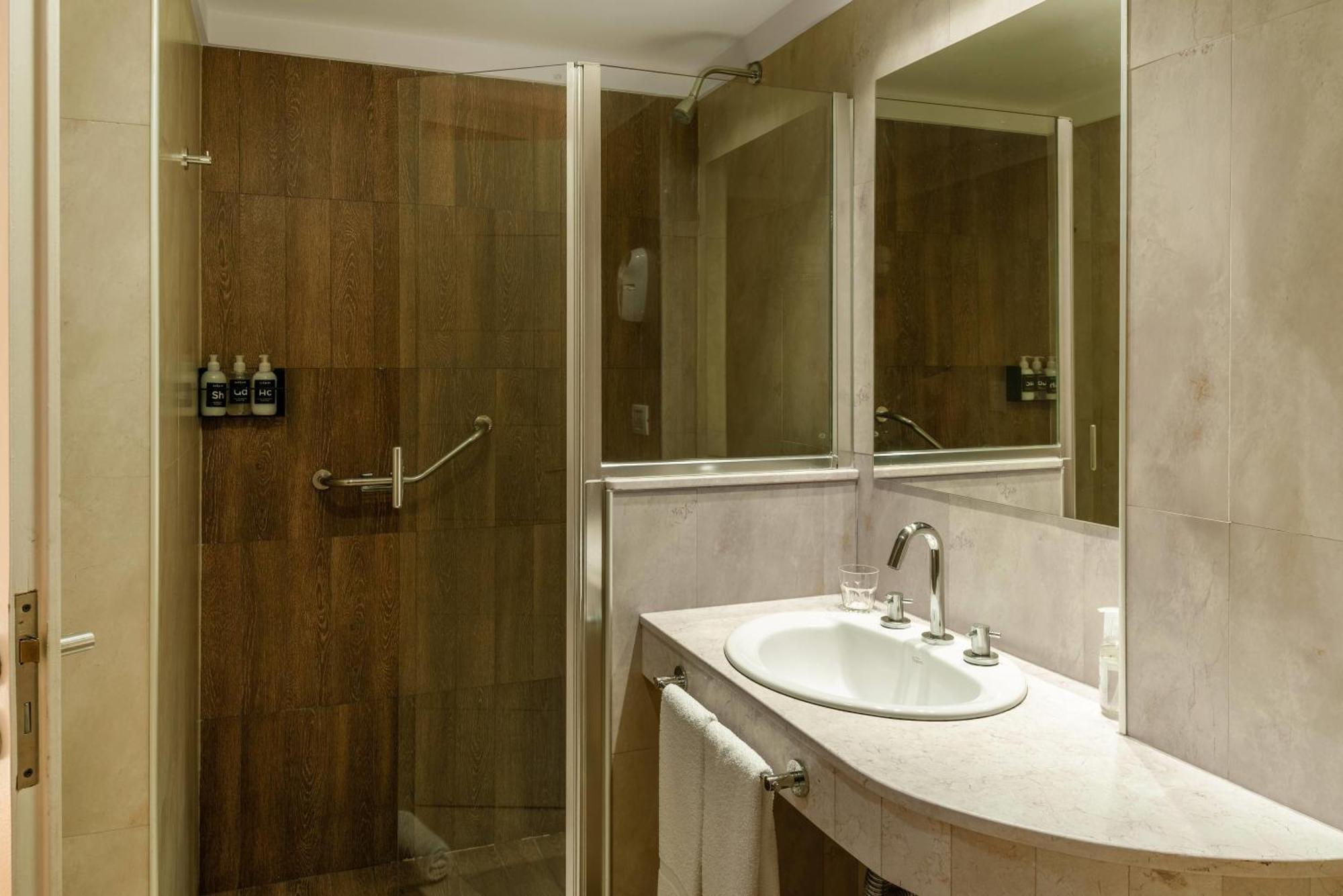 Double or Twin Room Ocean View Non-Smoking