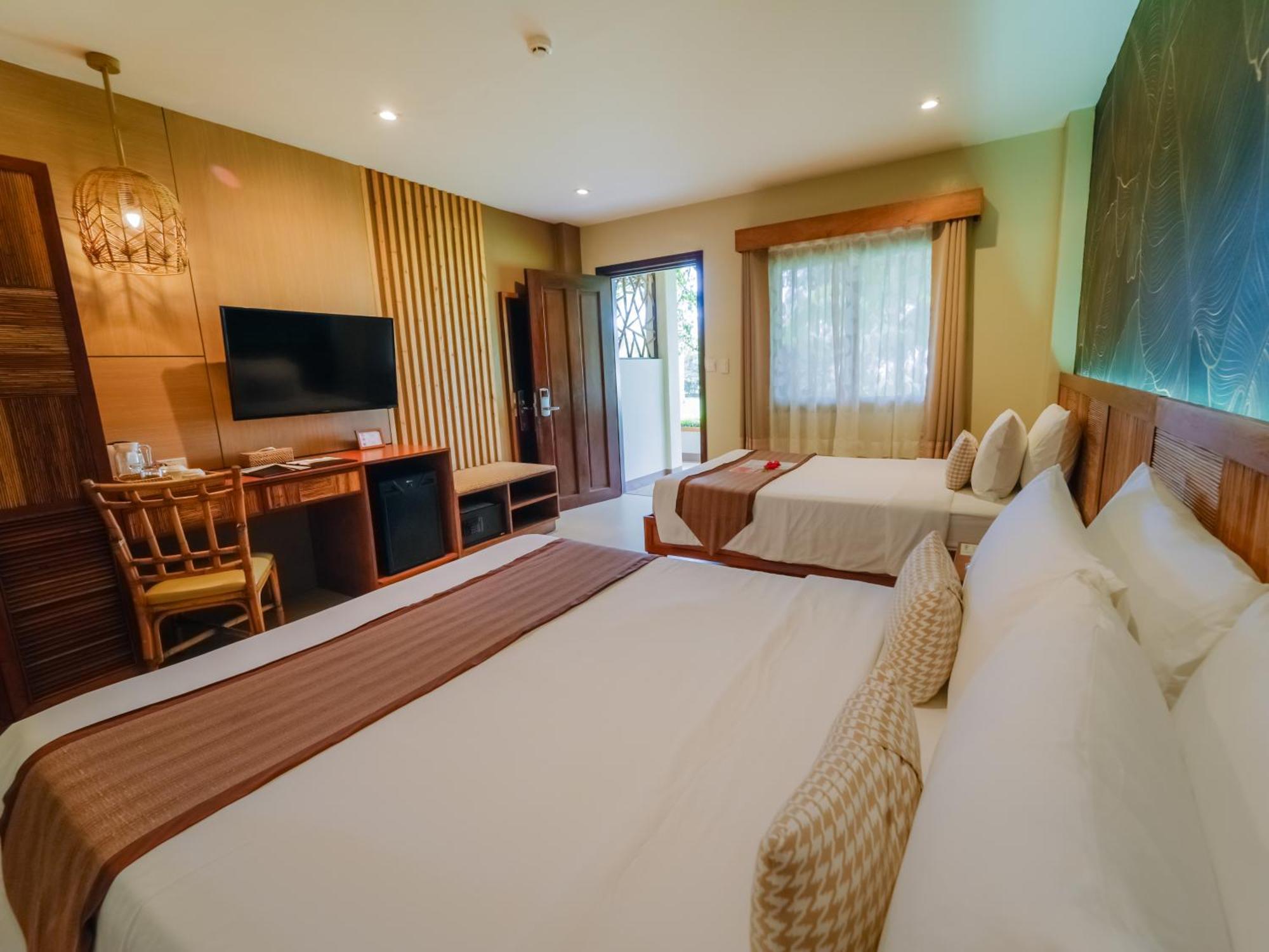 Deluxe Green Double or Twin Room