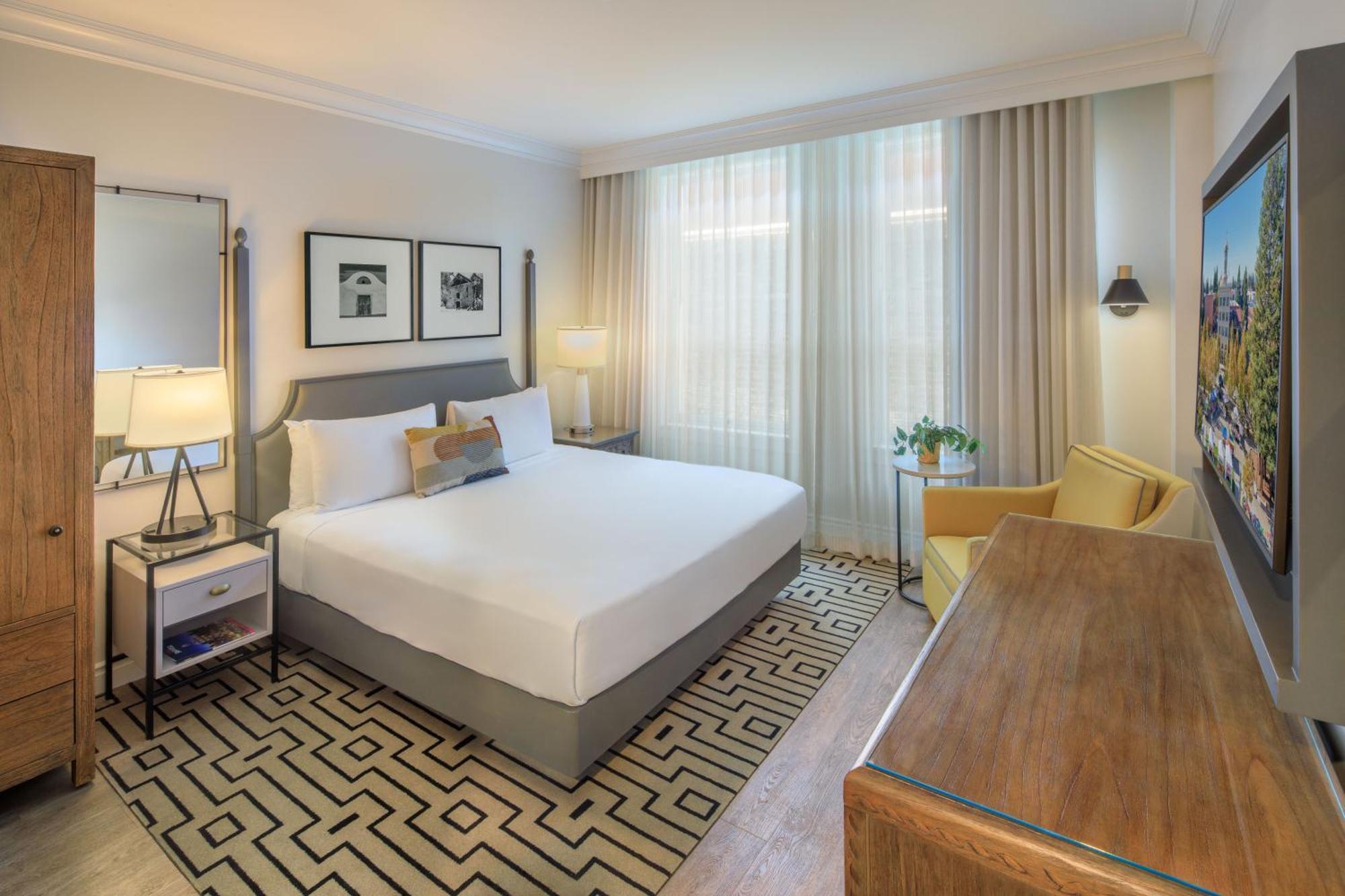 Standard King Room