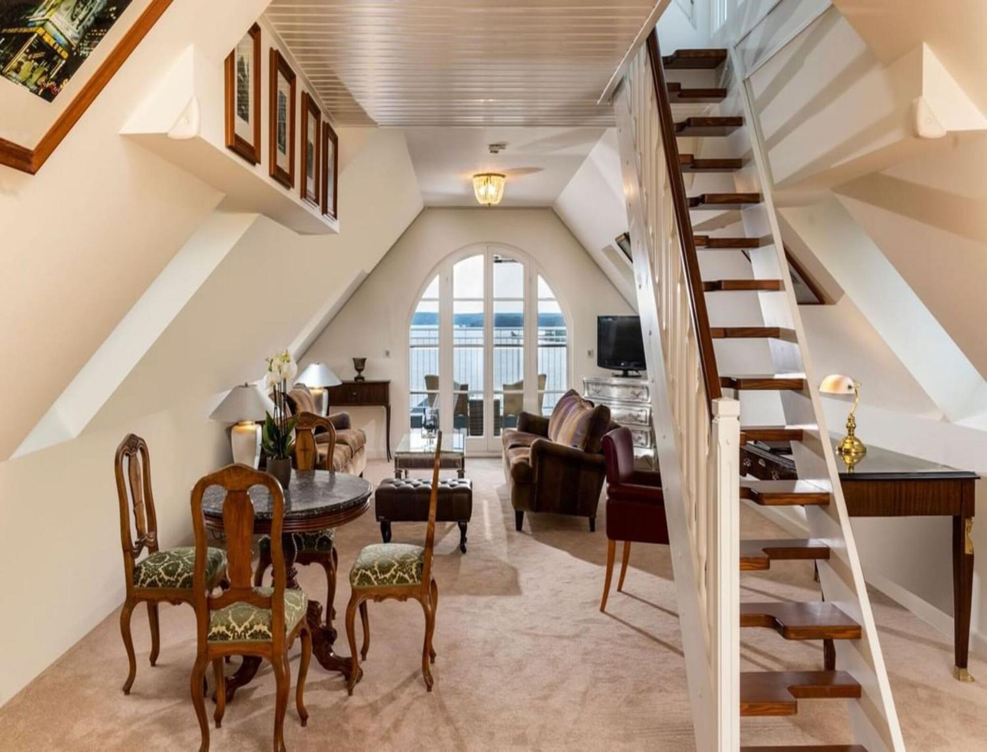 Presidential Suite