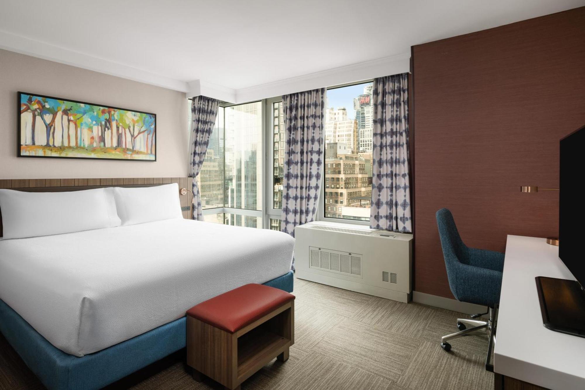 Double Room Parade View