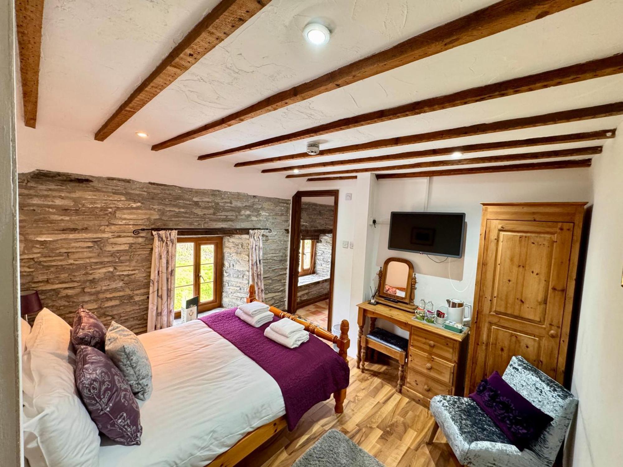 Double Room Shower