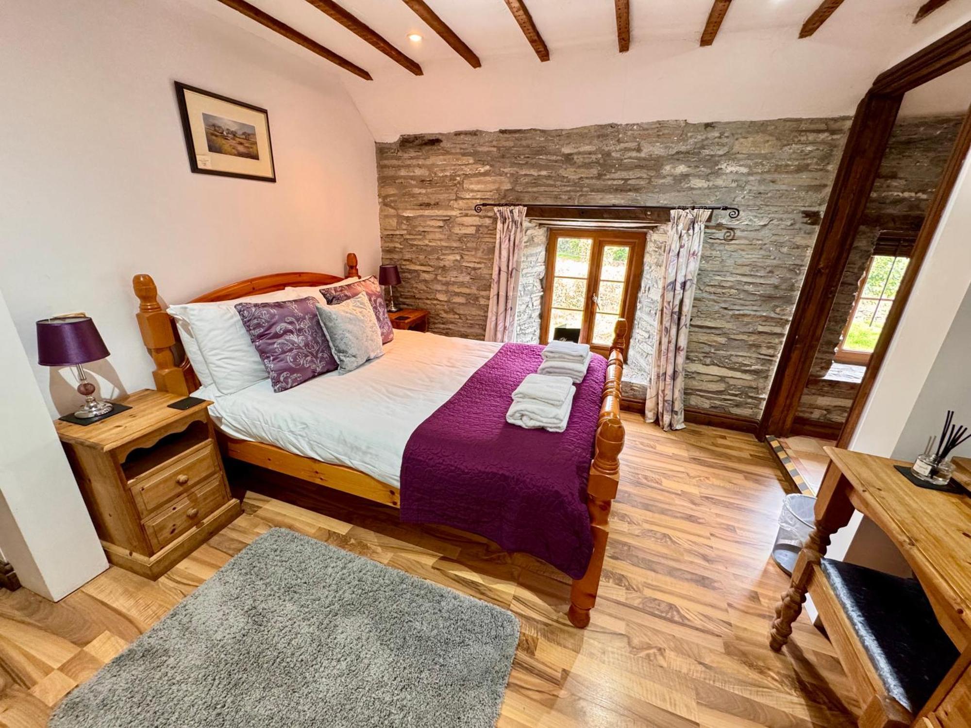 Double Room Shower