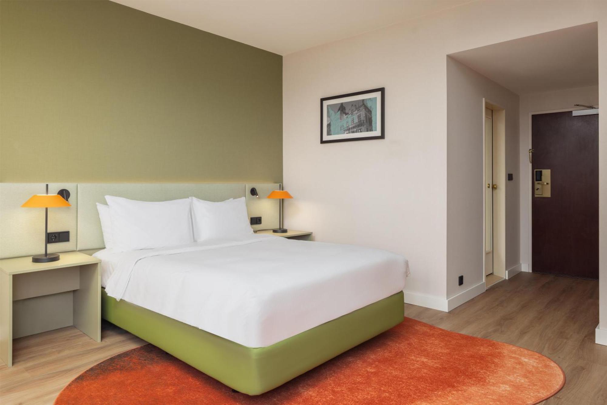 Superior Queen Room