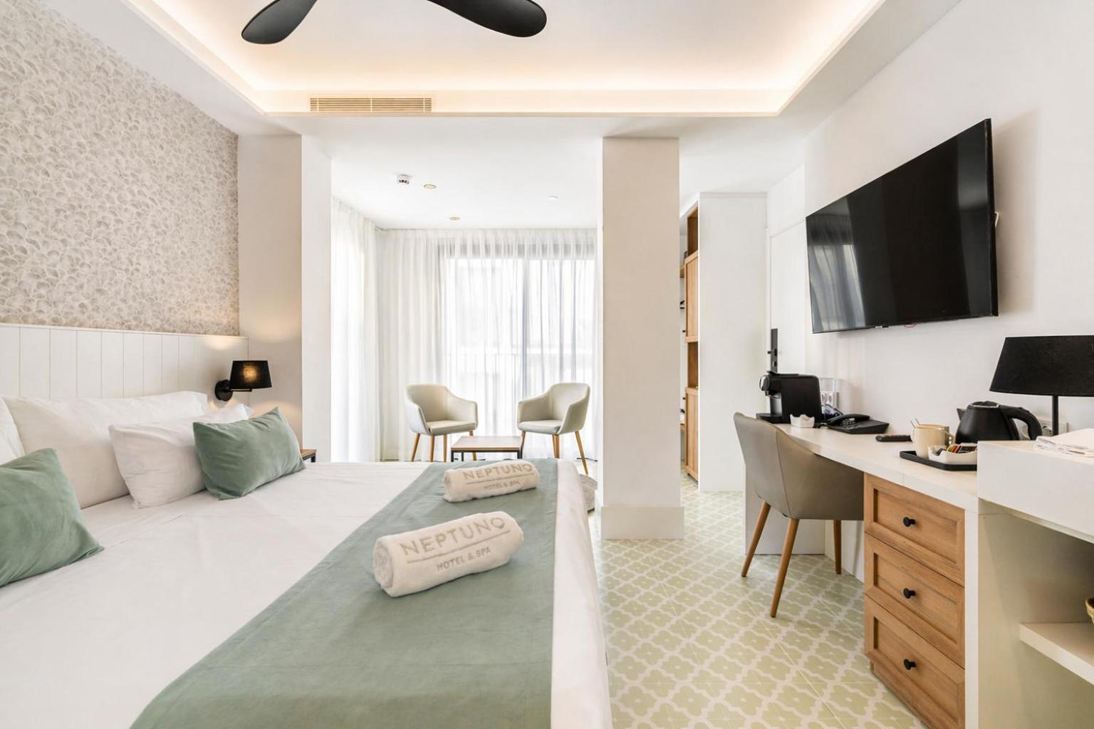 Double Room Terrace Outdoor Jacuzzi