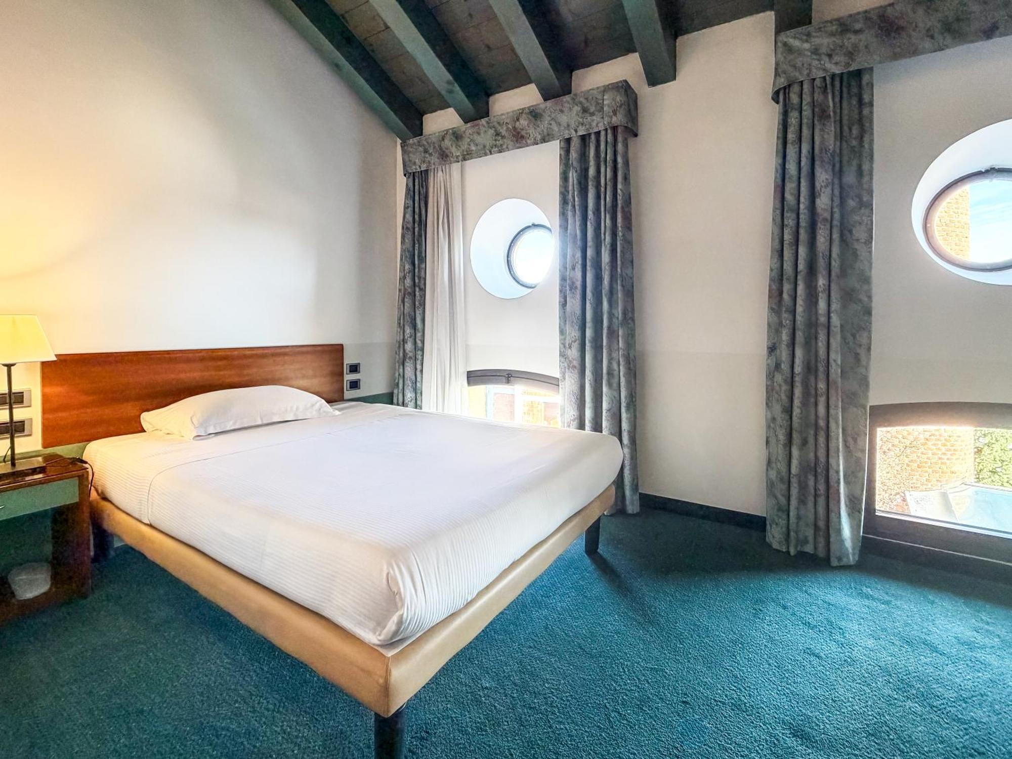 Chambre Lit Queen-Size