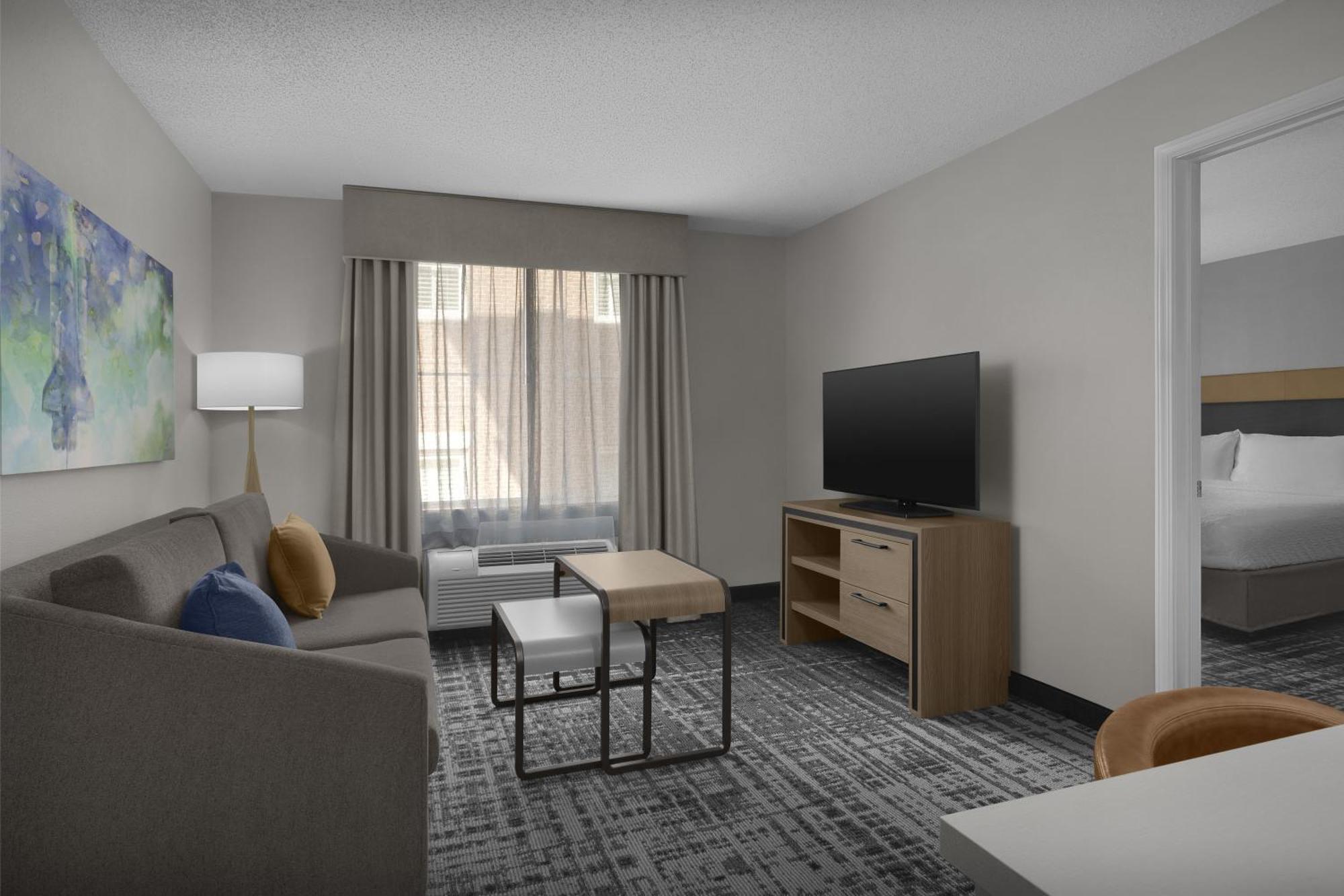 King Suite Accessible Tub Mobility Hearing Access or Non-Smoking