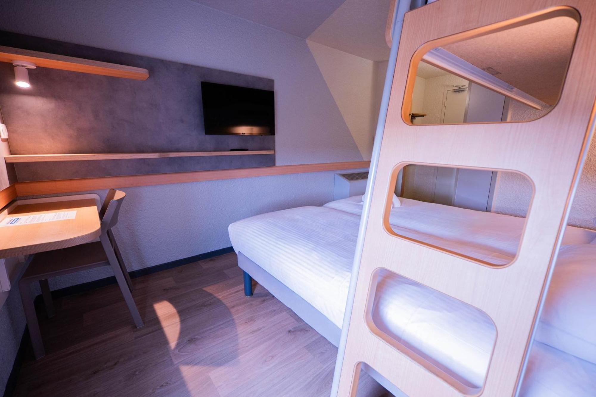 Triple Room with Two Single Beds and One Bunk Bed