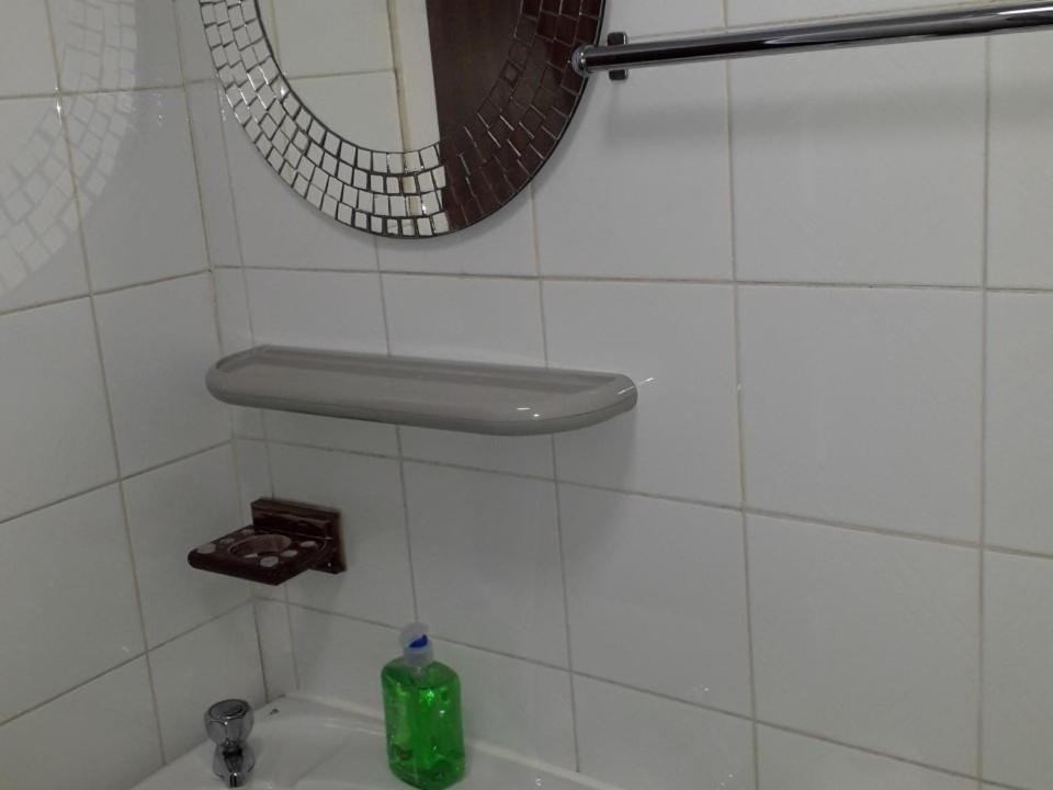 Single Room Shower